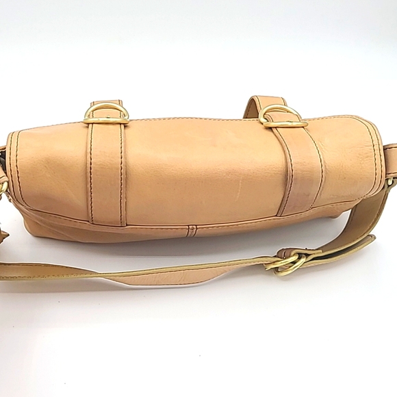 Kenneth Cole Reaction Leather Mini Shoulder Bag - Picture 7 of 12